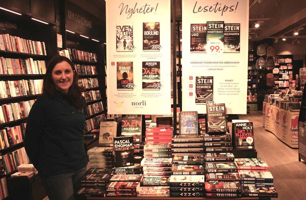 SLITER MED Å FÅ JOBB: Stadig flere F21-elever som Sbikah Shahid Choudhry (18) (f.v.), Emma Allegra Nyseth (18), Lojithan Christopherguru (19) og Bilal Atif Salim kjenner tyr til ulovlige miljøer for å tjene penger. Selv har de opplevd vanskeligheter med å få jobb. Dette håper de å endre med ungdomsbedriften sin, WinWin UB.