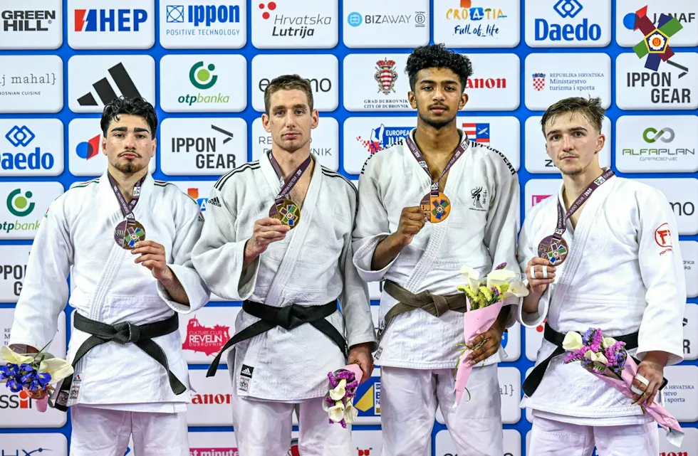 STERK PRESTASJON: Egilsten Amarasekara (nr. 3 f.v) tok bronse i - 60 kg-klassen i Europa Cup for senior i Kroatia 6. april og belønnes med en plass på landslaget.