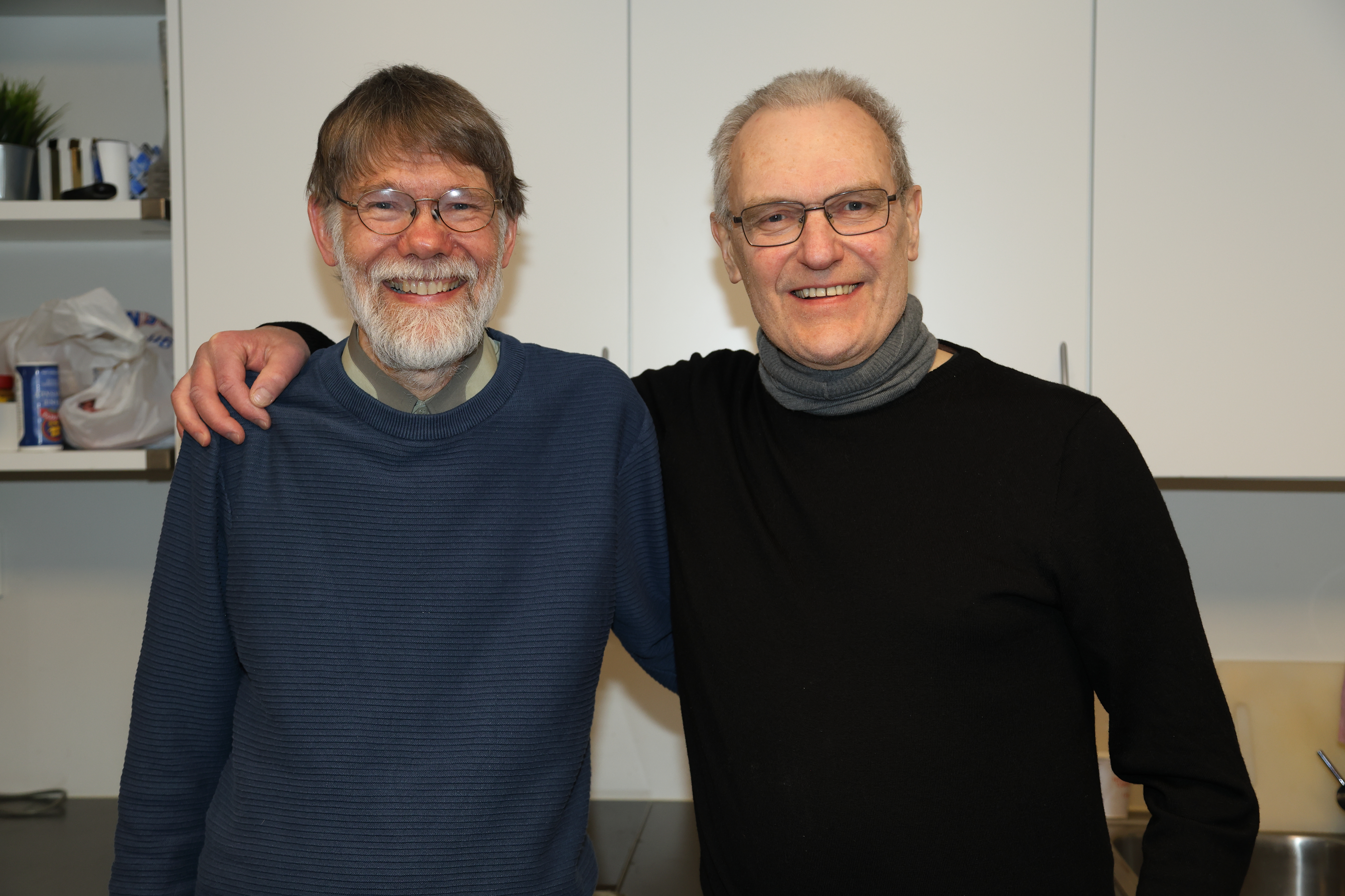 ÆRESMEDLEMMER: Egil Bendiksen (t.v) og Frode O. Hansen ble utnevnt til æresmedlemmer under Lillomarkas venner sitt årsmøte. Etter flere år med engasjement er de begge stolte over hva de har oppnådd. 