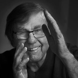 KLAR FOR Å INSPIRERE: Fotograf Peder Austrud tar turen til Rødtvet seniorsenter for å fortelle mer om sin karriere innen fotografering.