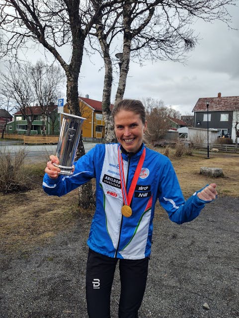 GOD START: Andrine Benjaminsen klinte til med NM-gull og kongepokal på NMs første dag. I helgen kan det bli mer.