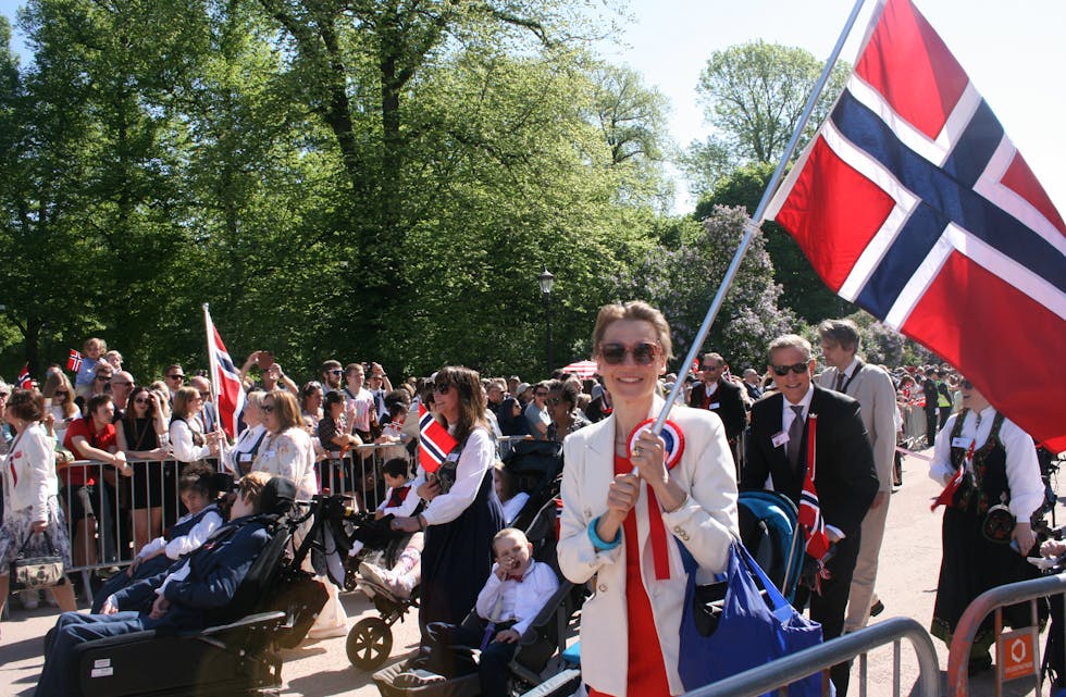 HAUKÅSEN SKOLE: Haukåsen skole stilte også i barnetoget i år. Spesialskolen gikk som skole nummer 12.