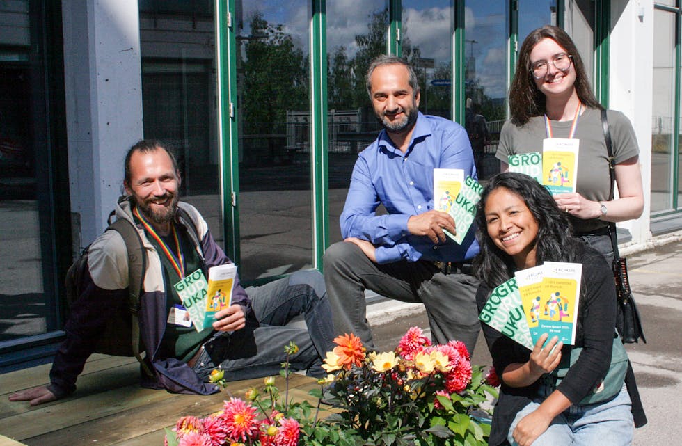 INVITERER TIL FEST: Groruduka starter allerede denne fredagen. Da inviterer Terje Smedsrud Halin (f.v.), Habib Tahir, Zeena Beale og Paloma Leon (foran) til storfest i nye Romsås Kulturhus.