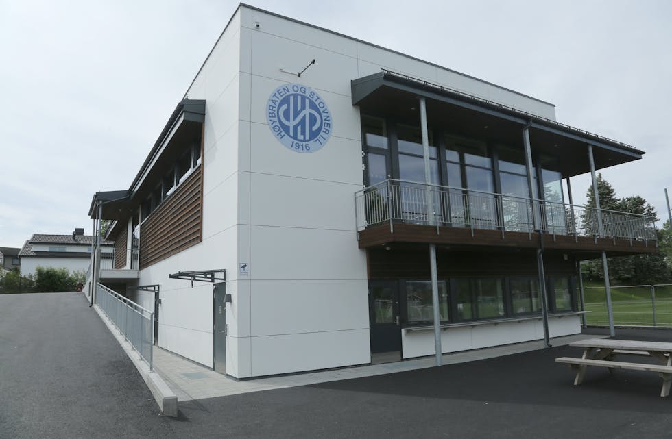 NYTT KLUBBHUS FOR HØYBRÅTEN OG STOVNER IL