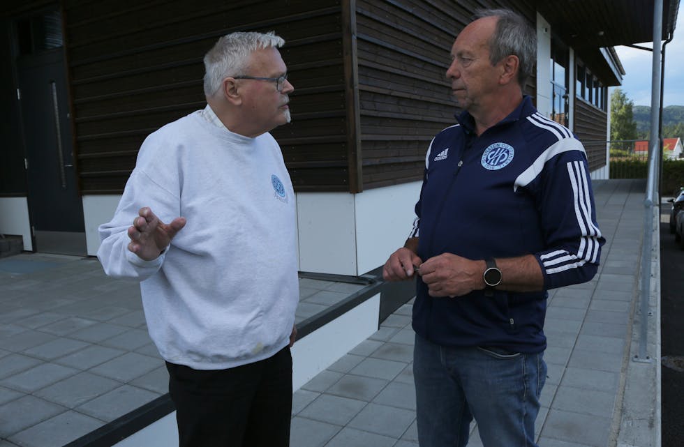 ROLF E. TORBO/JON SCHMIDT