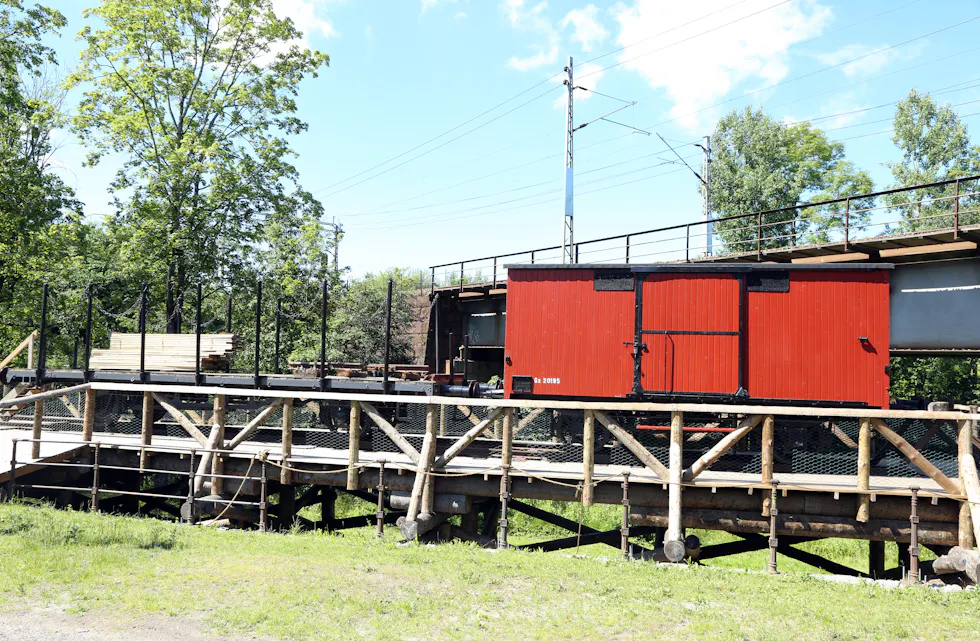 GJENSKAPT JERNBANEHISTORIE: Sagelvas Venner på Strømmen har gjenskapt historien om landets første jernbanesidespor.