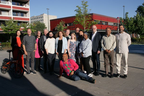 VELFORTJENT SOMMERFERIE: Stovner bydelsutvalg tar ferie og feiret med å ta sitt siste BU-møte for våren på Haugenstua.