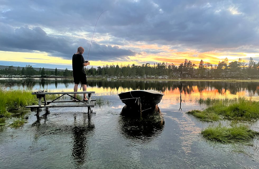2023: Fiskeren fant nye veier i fjorårets vinnerbilde, tatt av Svein Gabrielsen.
