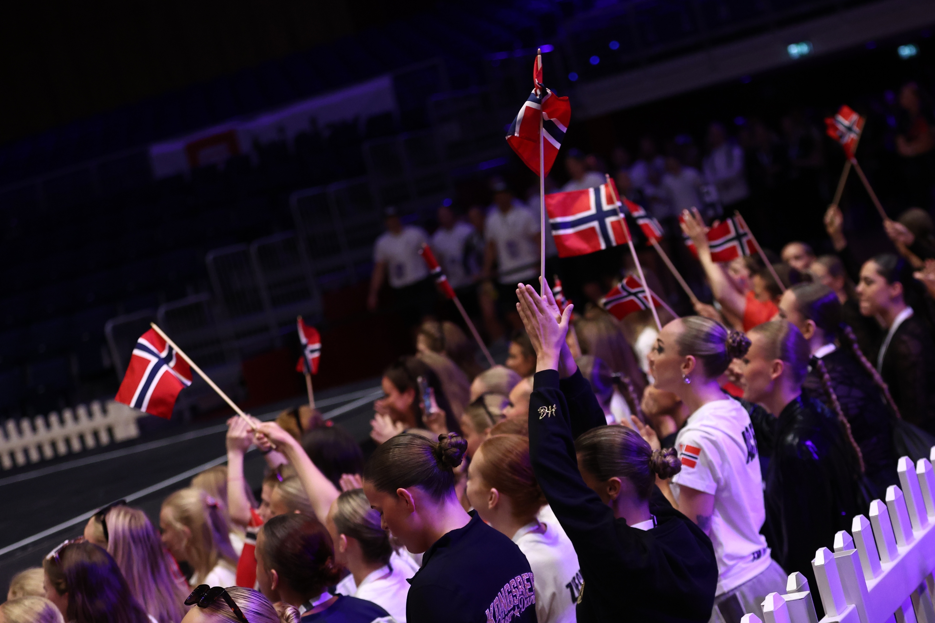 HJEMMEBANE: EM i cheerleading ble arrangert av Norges Amerikanske Idretters Forbund (NAIF), på vegne av det internasjonale cheerleadingforbundet, ICU. Denne gangen fant mesterskapet sted i Oslofjord Convention Center utenfor Tønsberg med 3500 påmeldte utøvere. 