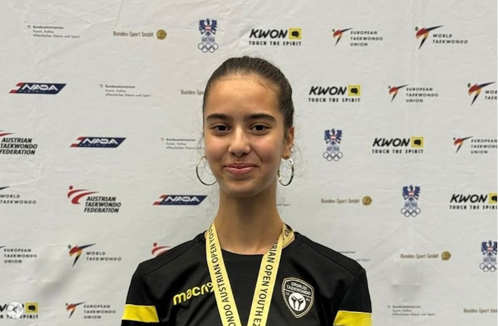 TIL JR-VM: Denne sølvmedaljen fra Solidarity Open sikret kvalifikasjon til det aller jeveste for Elae Barhi, nemlig jr-VM.