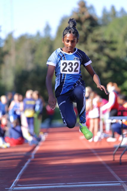 *** Local Caption *** Stovnerbanen - KM i friidrett