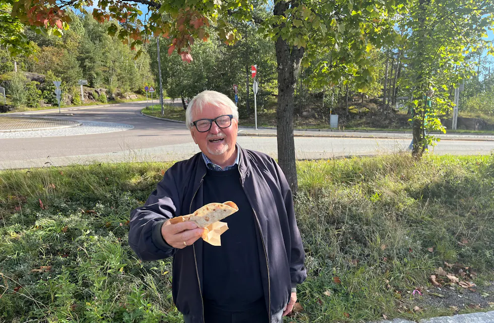 PØLSEFEST: Mandag 16. september inviterer Olaf Stene og Høybråten Sangforening til en festlig pølsefest på Vardheim. Alle menn, uansett alder, er hjertelig velkommen til å komme og få en smakebit – både på korets klang og på deilige pølser.