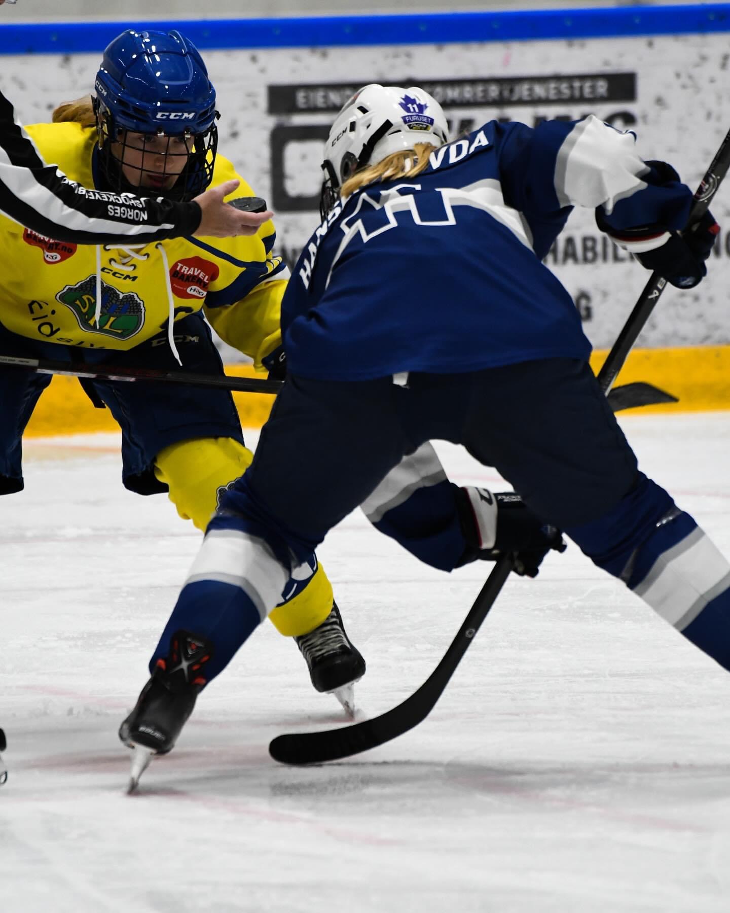 Det ble et intenst oppgjør mot Lillehammer Elite, men Furuset kjempet til seg alle poengene til slutt. FOTO: Esther Elora Photo