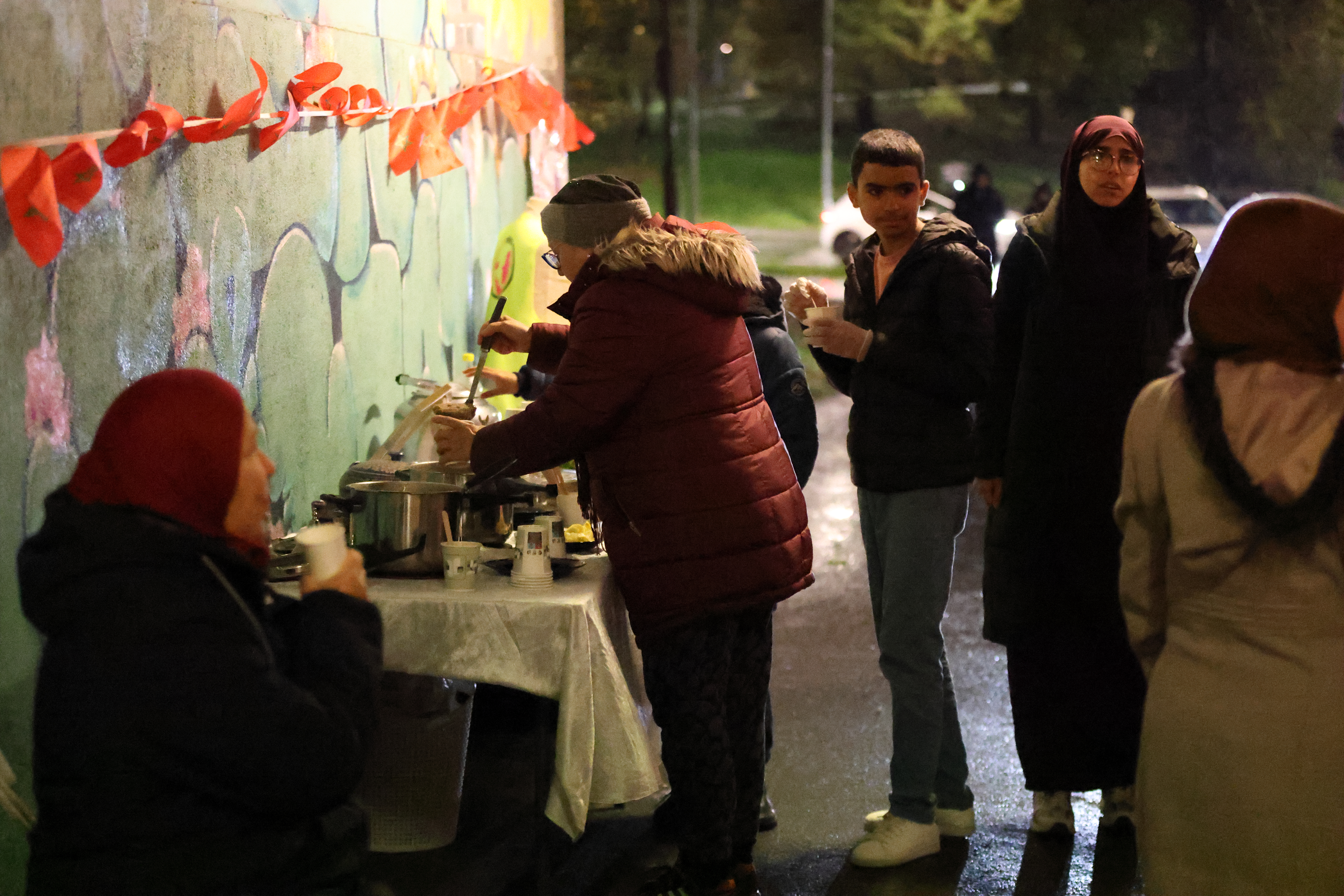 Lysvandring langs Alnaelva torsdag 10. oktober 2024.