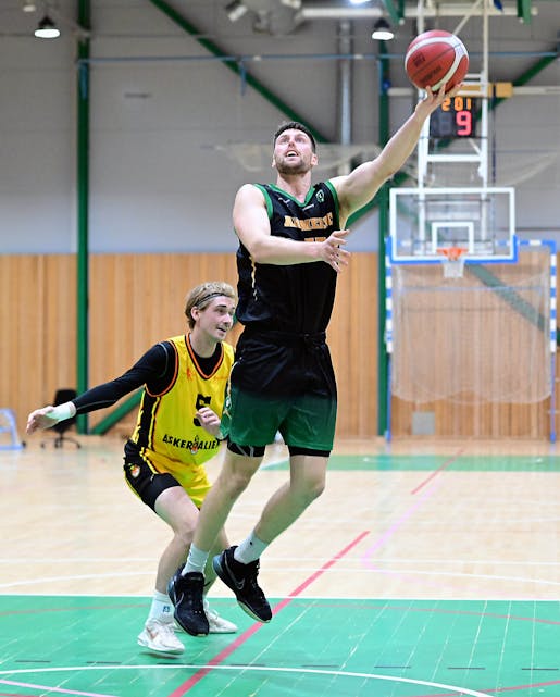 Tristan De Zwart Forsyth fant formen mot Tromsø, men klarte ikke å bære Ammerud til seier da ledelsen glapp i sluttminuttene. Dermed gikk Ammerud på sitt første tap for sesongen.