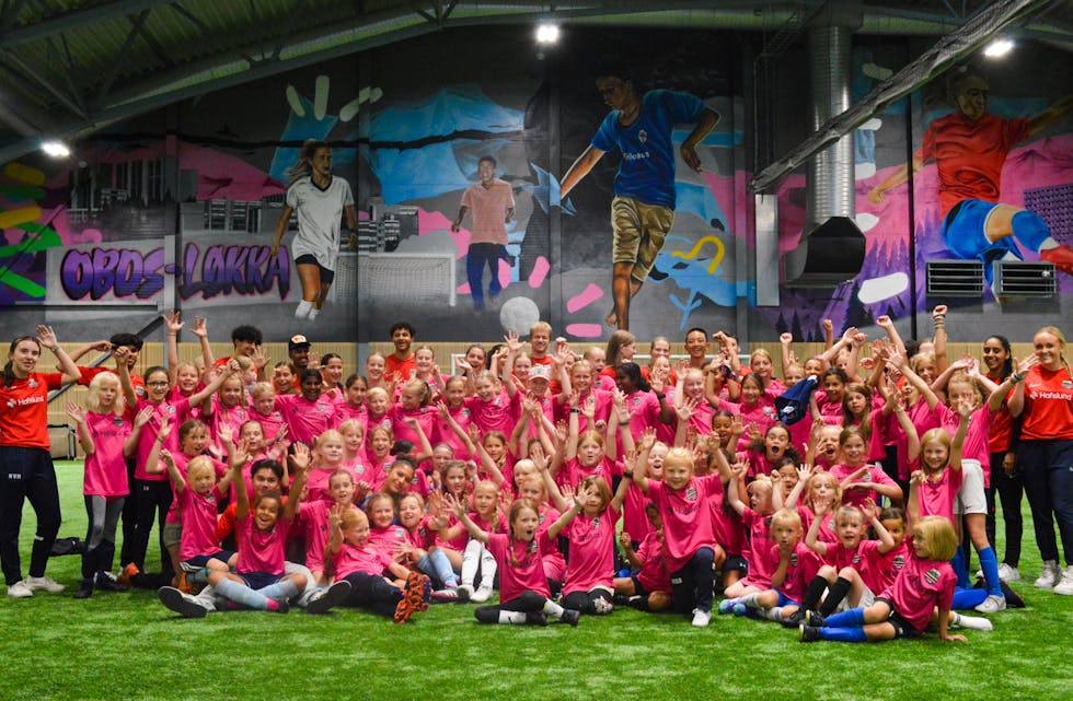 Jentefotballcamp, arrangert av SF Grei.