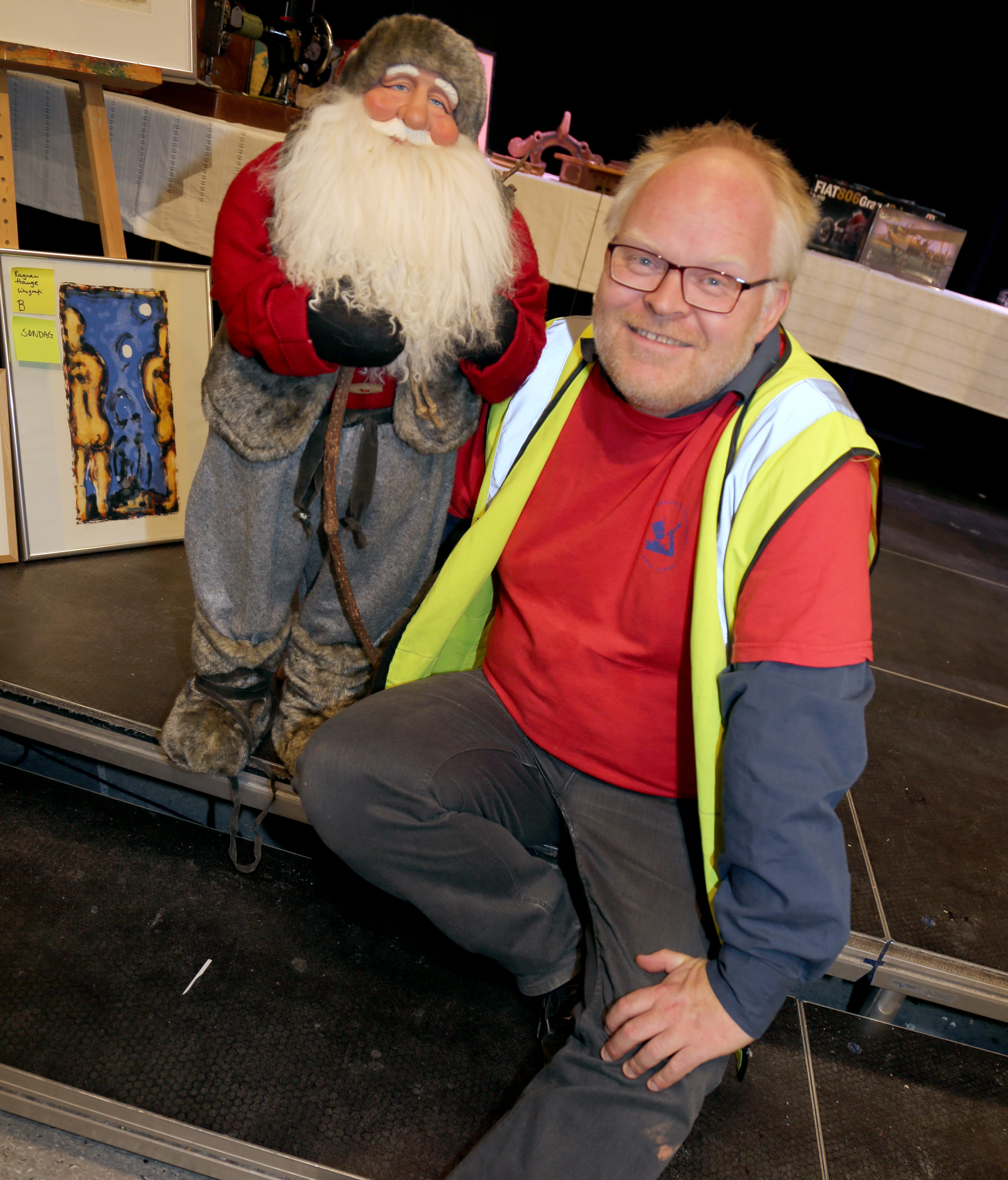 LOPPEGENERAL: Anders Horntvedt på et tidligere Årvoll-loppemarked.