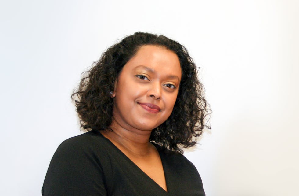 Kamzy Gunaratnam ble vraket i nominasjonskomiteens innstilling. Hadia Tajik blir foreslått på andreplassen bak Jonas Gahr Støre.