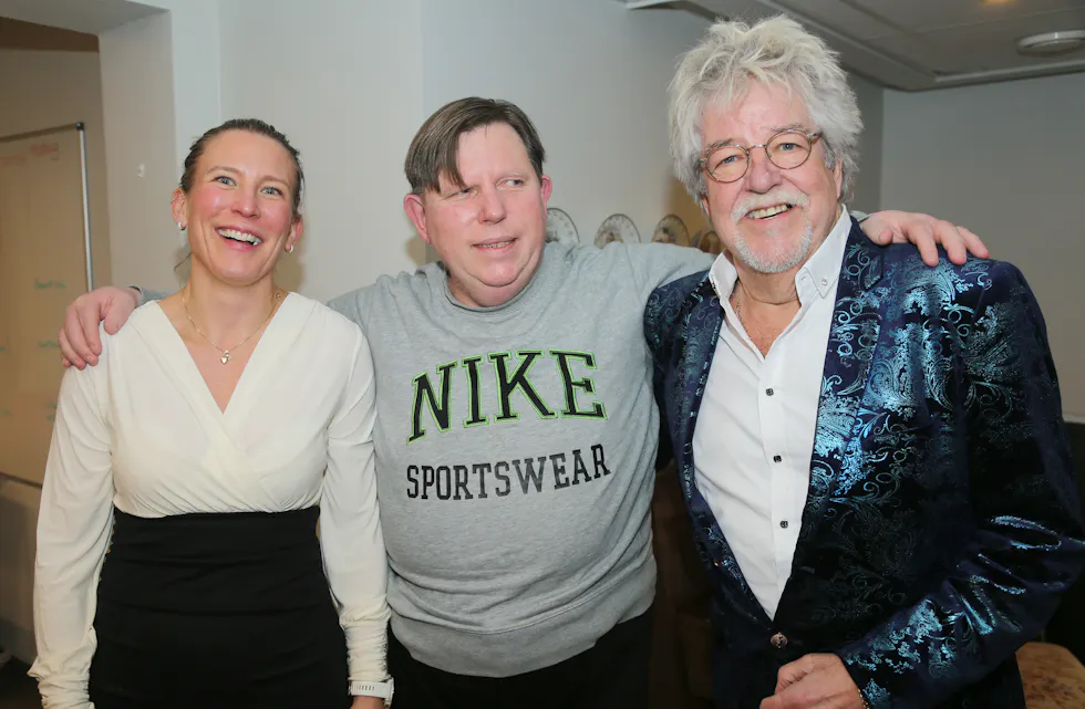 BLE IMPONERT: Bydelsdirektør Anna Ryymin satte enorm pris på tiltaket til Thomas Johannessen som førte til konsert med Tore Halvorsen.