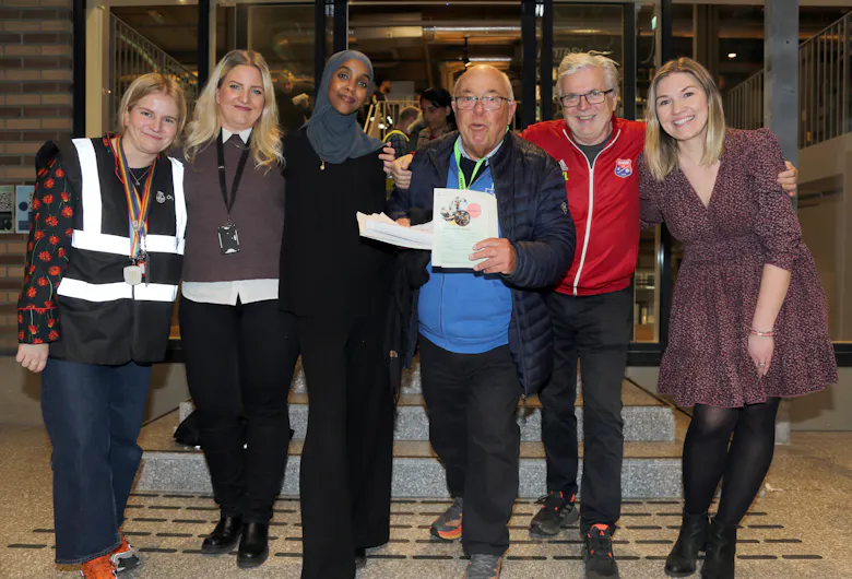 Ida-Melby Lie (f.v), Ann Kristin Pettersen, Idil Mohamed, Vidar Noreng, Dag Endal og Sunniva Sved Johnson.