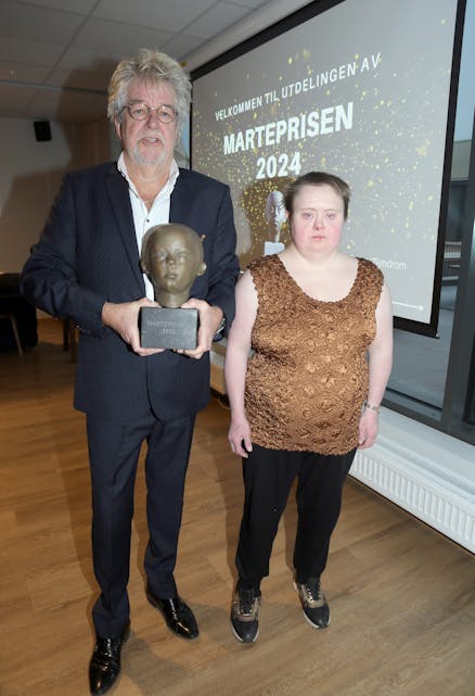 BESTE PRISENE: Det er to priser Tore Halvorsen setter aller høyest - Rendalsprisen fra hans eget hjemsted og Marteprisen.