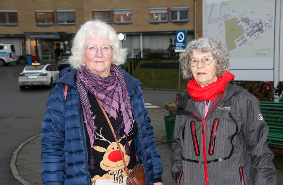– TILBUDET FORSVINNER: Ifølge Unni Nyheim Kristoffersen og Maren Rismyhr i Aker sykehus venner forsvinner hele rehabiliteringstilbudet hvis enheten på Aker legges ned.