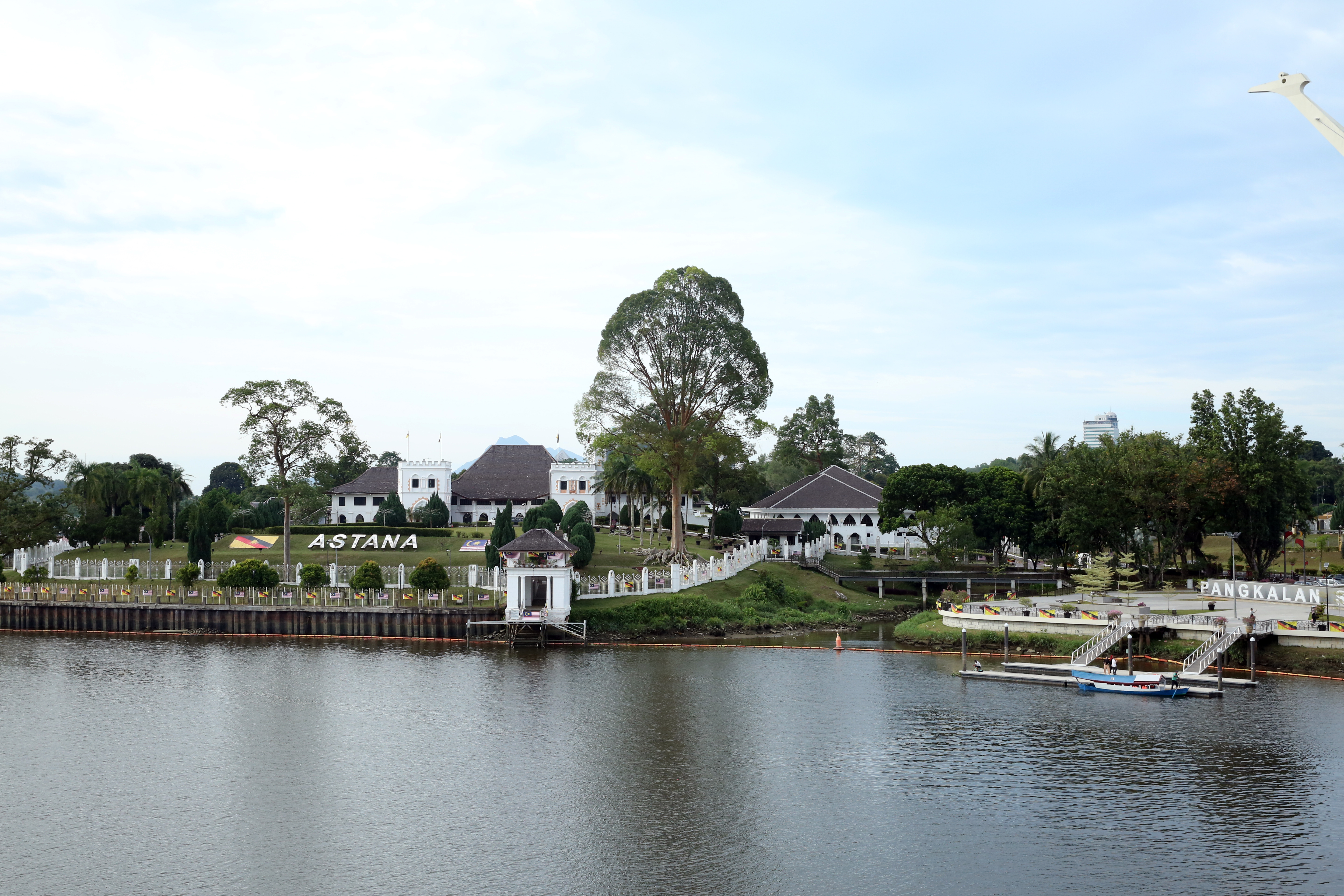 MAJESTETISK BYGG: Palasset som ble bygget etter ordre fra Charles Brooke i 1870.