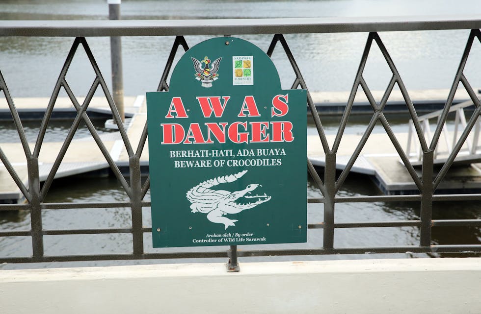 SE OPP: Ikke dypp føttene i Sarawakelven.