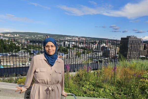 FOR FRIVILLIGHETEN: Attia Mirza-Mehmood skriver i denne ukas refleksjoner om betydningen av frivillighet. (Foto: privat).