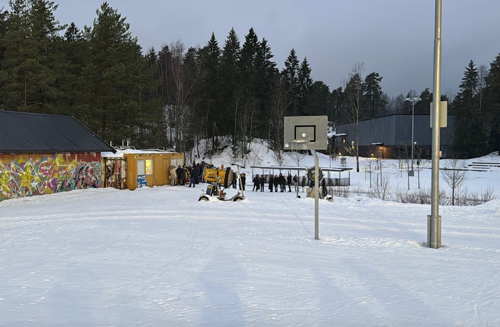 POPULÆRT: Liabakken er en liten perle på Vestli og er svært populær. I bunnen av bakken finner man BUA der man kan låne både støvler og ski gratis.
