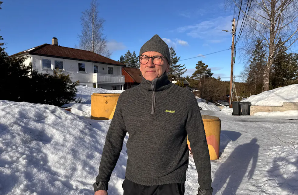 – GÅ I PARKENGA: Morten Steen i Parkenga Veglag mener Parkenga er den tryggeste og beste skoleveien på Ammerudtoppen - nettopp fordi den er stengt for gjennomfartstrafikk.