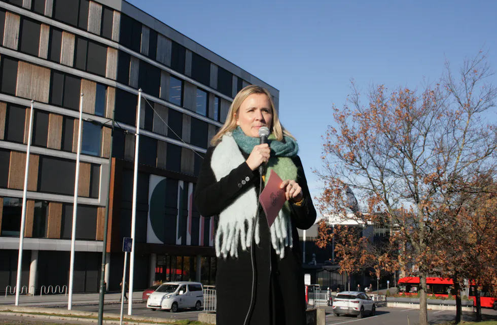 STØTTER VEIPRISING: Byråd Marit Vea (V) sier seg enig med dem som kritiserer bompengesystemet, og åpner for veiprising som alternativ.