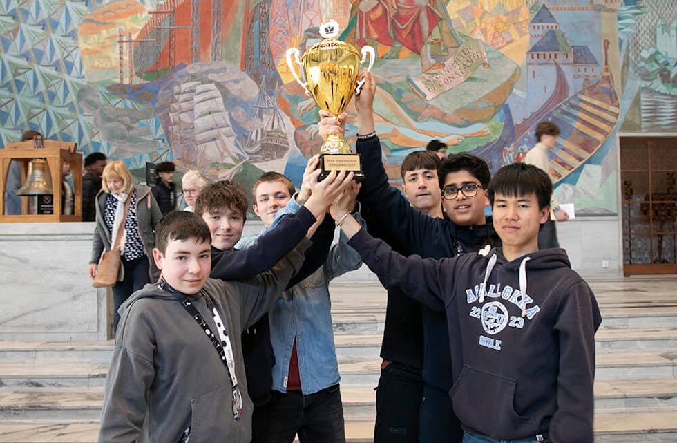 Aksel (f.v), Lars, Lauritz, Marko, Ishaq og Hoang.