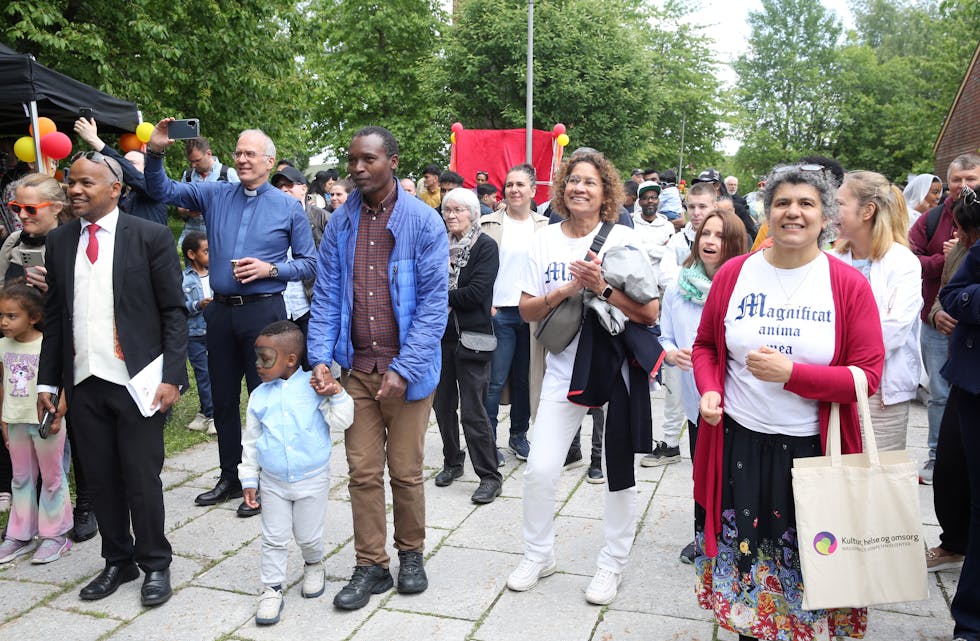 PINSEFESTIVAL FURUSET KIRKE