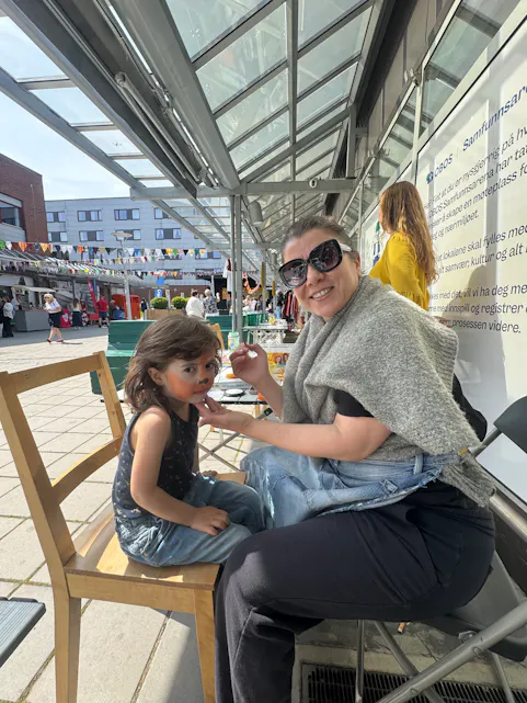 Haur (4) var i ferd med å bli forvandlet til en tiger, takket være mamma Chya.