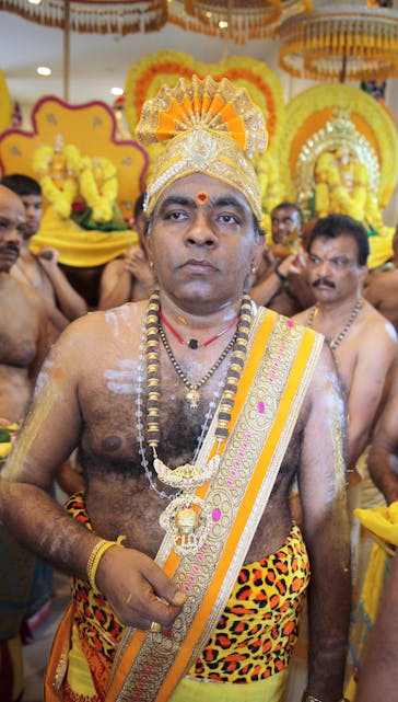 RELIGIØS FESTIVAL I MURUGAN TEMPEL PÅ ROMMEN