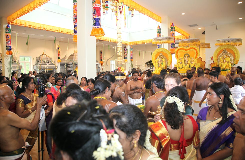 RELIGIØS FESTIVAL I MURUGAN TEMPEL PÅ ROMMEN