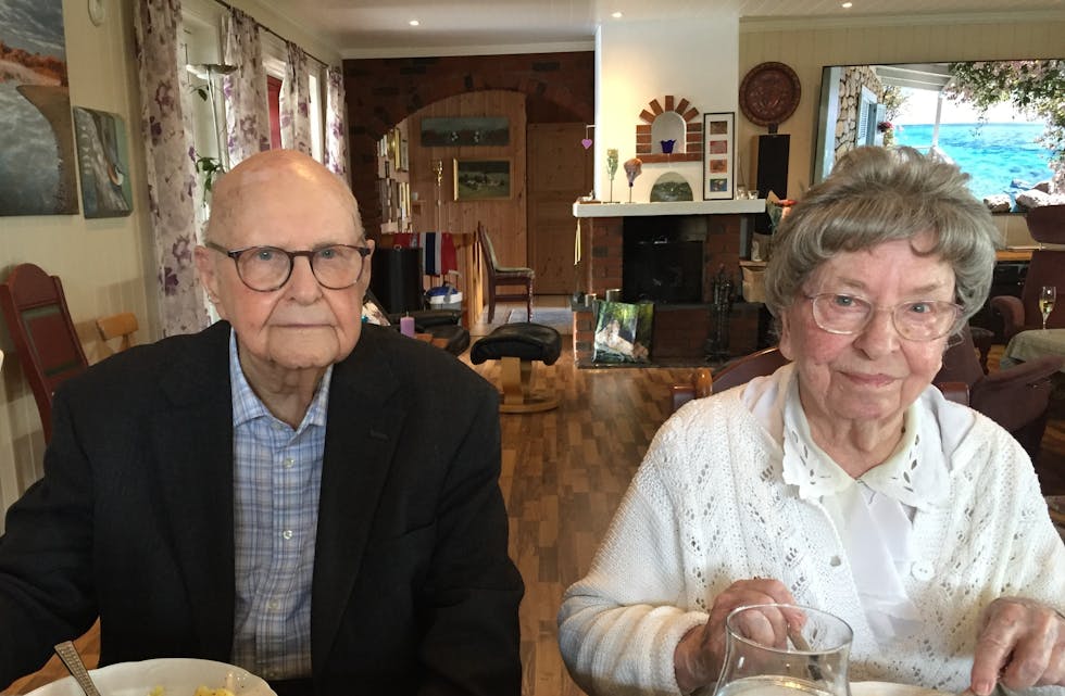 Ivar og Else Hansen feiret jernbryllupet i rolige og hyggelige omgivelser, omringet av familien.