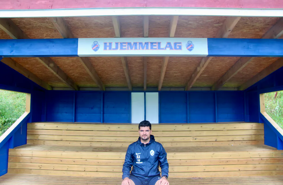 SISTE HØST PÅ TRENERBENKEN: Koorush Ansari går videre fra Grei Kvinner Elite etter endt sesong.