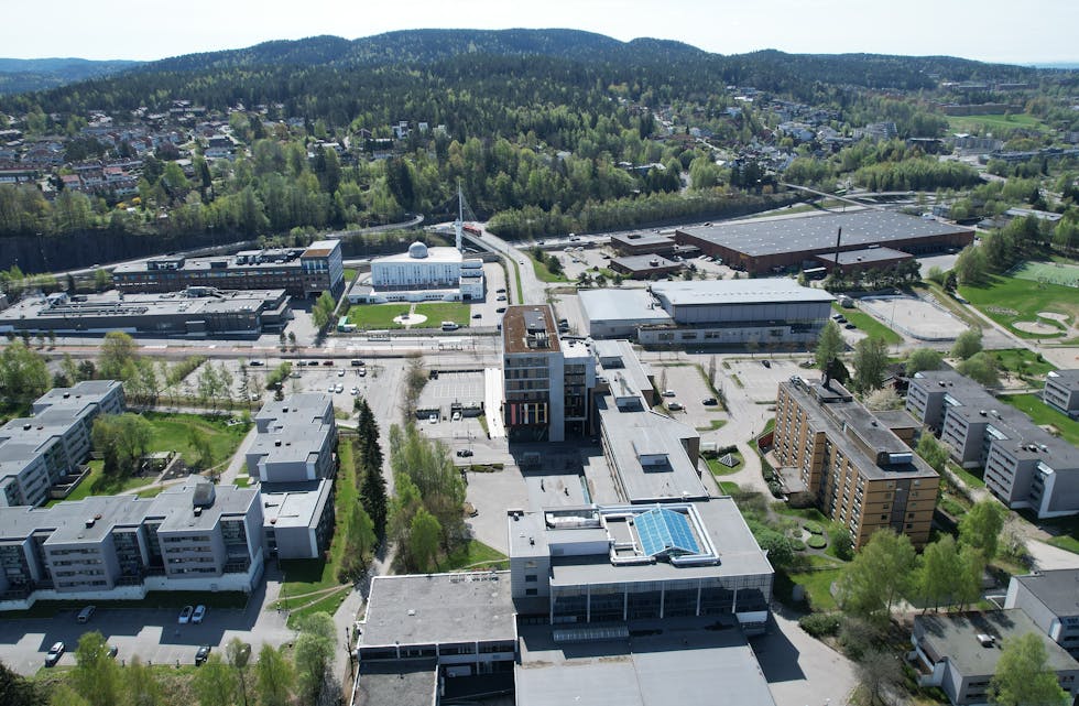 FURUSET: Artikkelforfatterne Bjørn Edvard Engstrøm og Heidi Trøen lurer på hvorfor ikke politikerne prioritere lokka over E6 på Furuset. Spesielt ettersom tilsvarende infrastruktur bygges i Oslo vest og i Bærum.