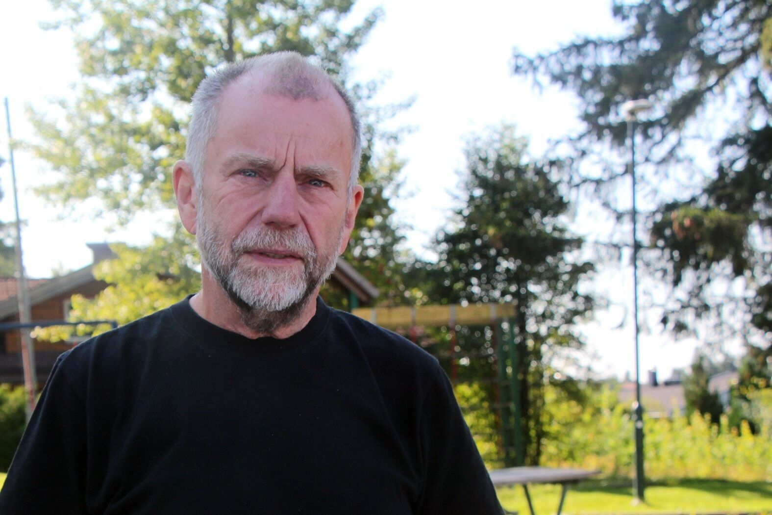 Norvald Mo i Stovner Arbeiderparti mener annonsene maler et feilaktig bilde av situasjonen i Norge,