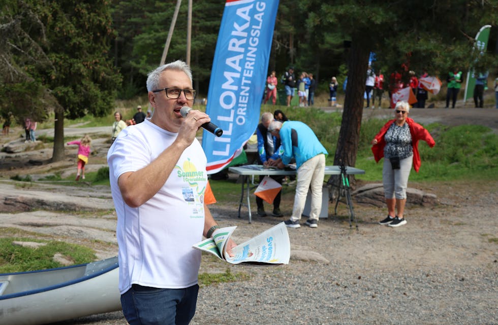 Øystein Kielland i Akers Avis Groruddalen holder praten i gang med informasjon om arrangementet gjennom dagen og ellers noen historiske tilbakeblikk. Årets arrangement er det tjuefemte i rekken i sin nåværende form.