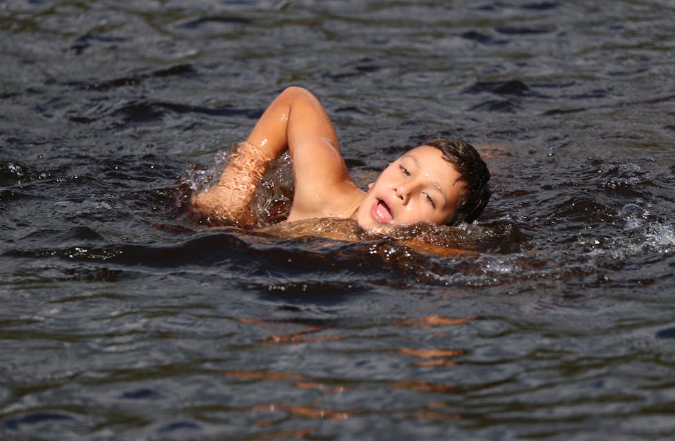 Svømme- og Aktivitetsdag - barna (13)