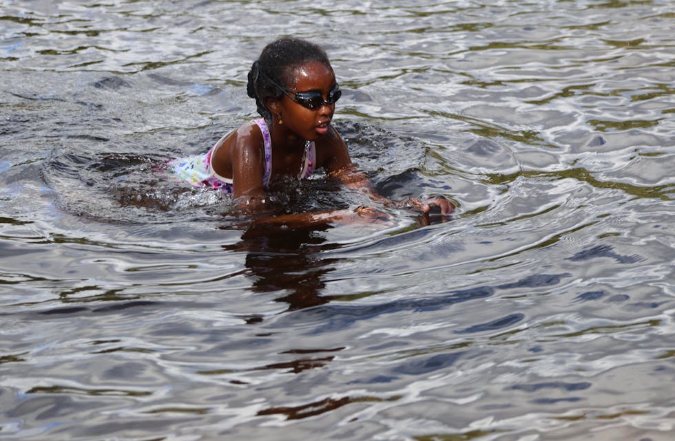 Svømme- og Aktivitetsdag - barna (14)