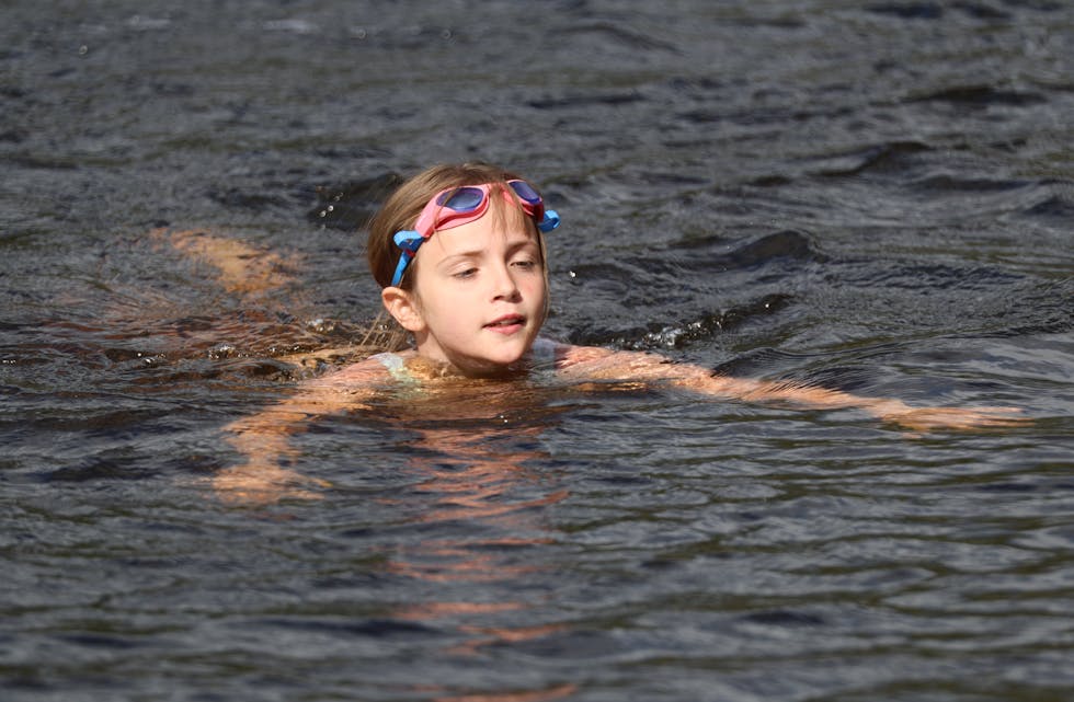 Svømme- og Aktivitetsdag - barna (24)