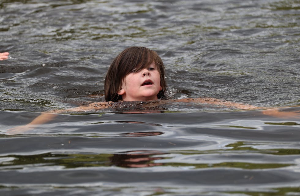 Svømme- og Aktivitetsdag - barna (33)