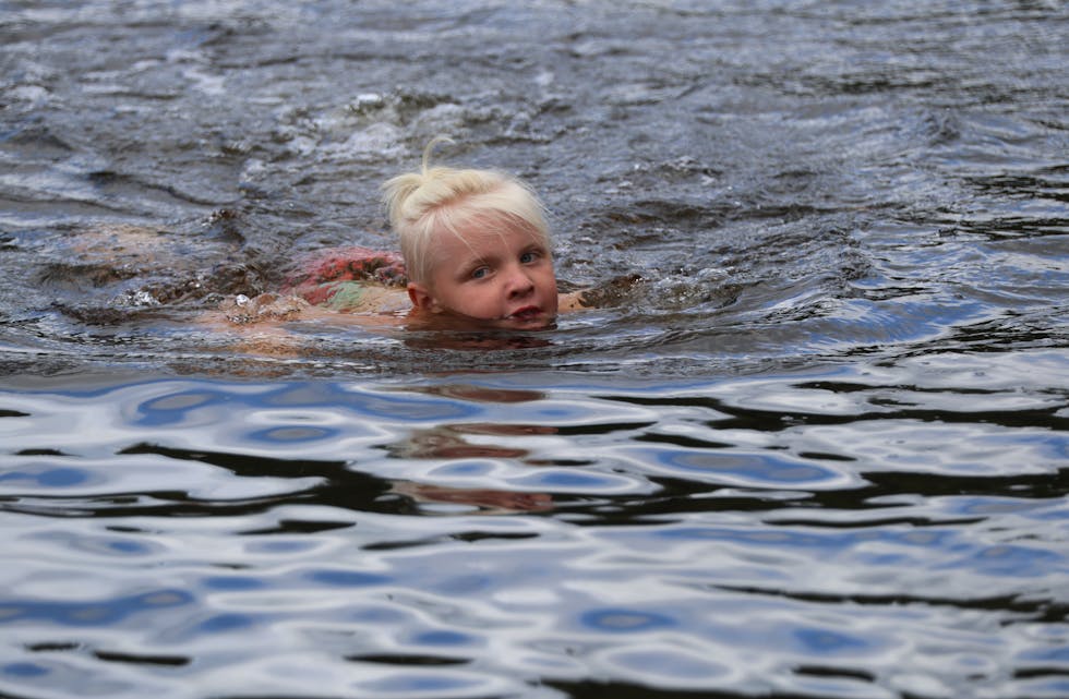 Svømme- og Aktivitetsdag - barna (44)