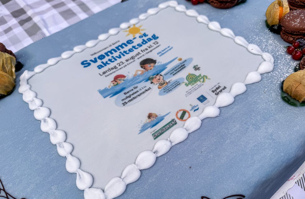Svømmedagen_kake_IMG_2443