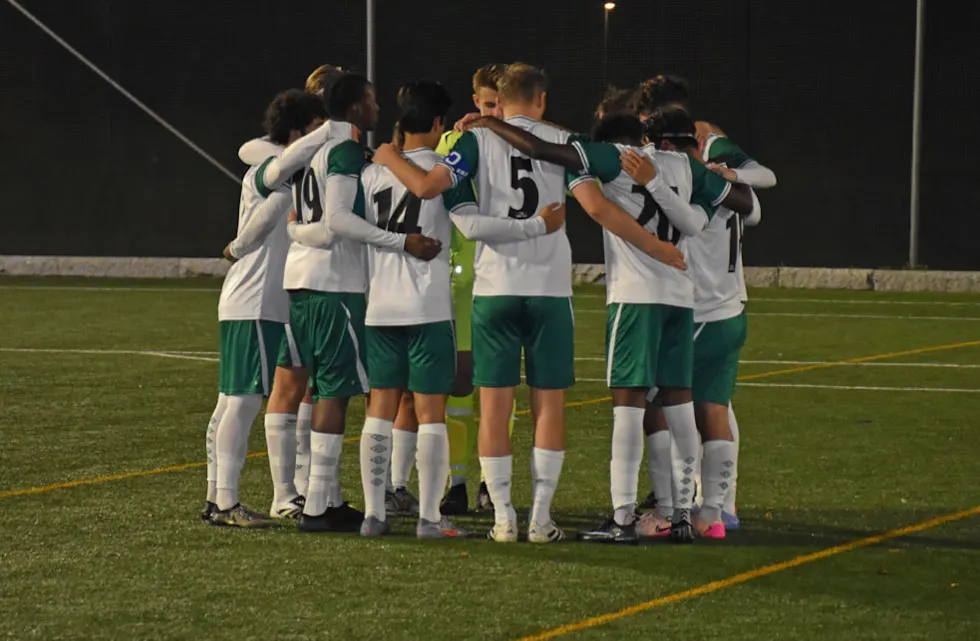 POENGENE UTEBLIR: Målrike oppgjør i 4. divisjon for lagene våre, men ingen poeng.