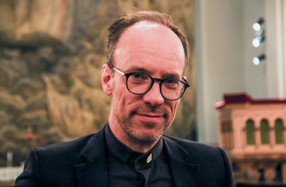 NY ROLLE: Christofer Solbakken er i permisjon som prost i Groruddalen og jobber nå som HR- og administrasjonssjef ved Oslo bispedømmekontor.